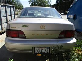 1996 TOYOTA CAMRY DX MODEL GOLD 4 DOOR SEDAN 2.2L AT Z15960